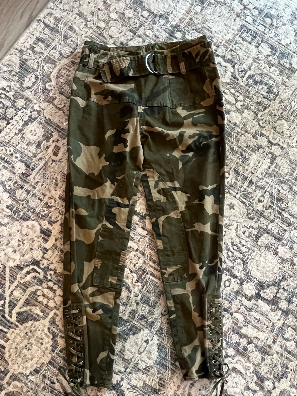 Kendall & Kylie Olive and Tan Camo Cargo Joggers
